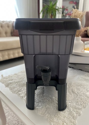 Plastik Su Sebili
