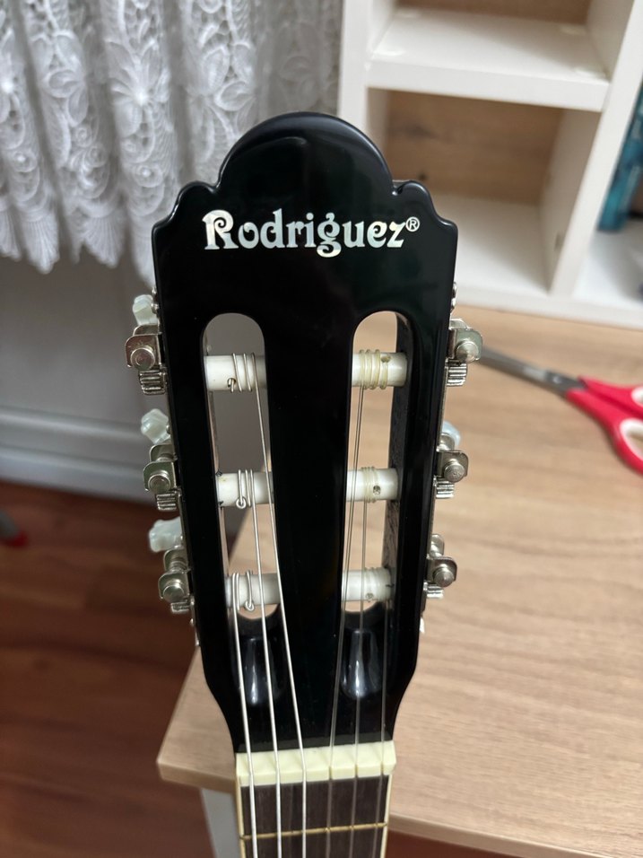 Rodriguez Siyah Klasik Gitar - Görsel 4