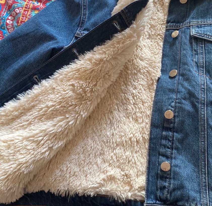 Düğmeli Mavi Kot Ceket, Peluş Yaka, Rahat Kesim - Görsel 2