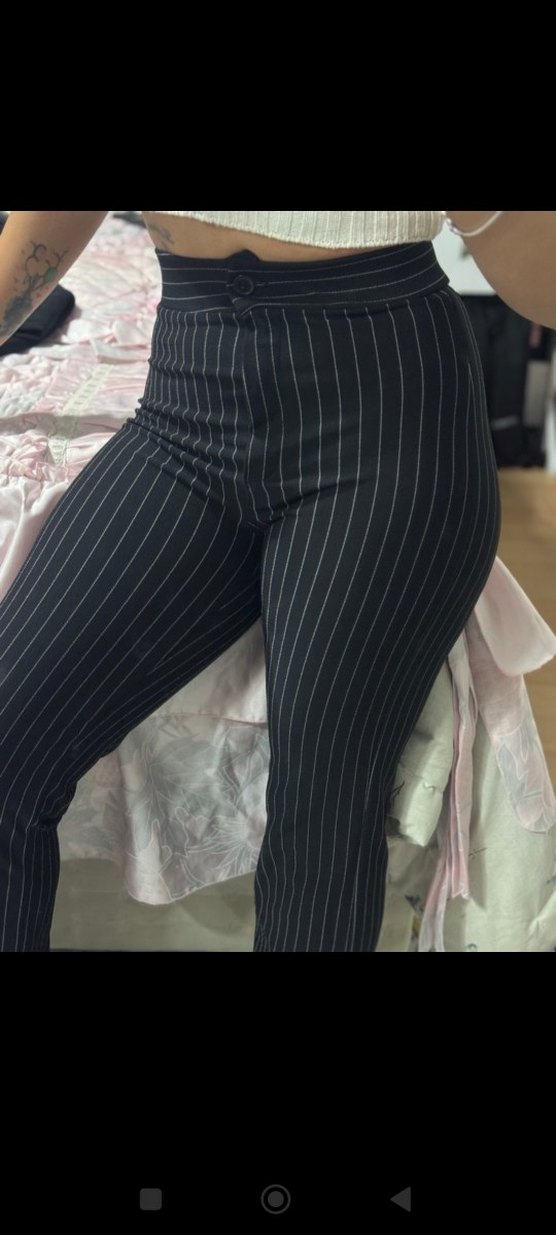 Kadın Siyah Çizgili Pilili Kumaş Pantolon - Görsel 2