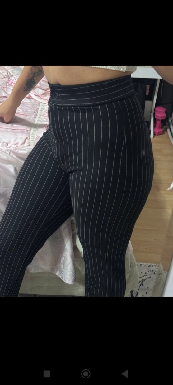 Kadın Siyah Çizgili Pilili Kumaş Pantolon - Görsel 3