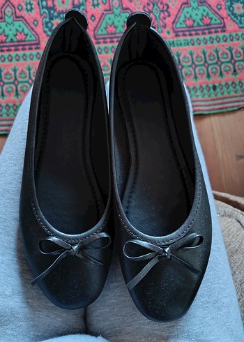 Siyah Kadın Babet - Görsel 3