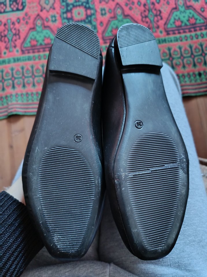 Siyah Kadın Babet - Görsel 4