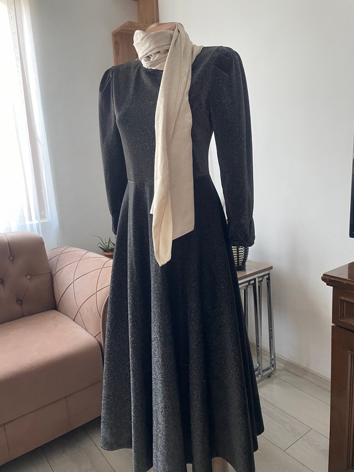 Gri Uzun Kollu Pileli Kadın Elbise - Görsel 2