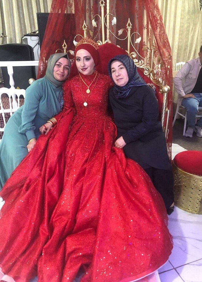 TESETTÜR KINALIK KINA ELBİSESİ  - Görsel 3