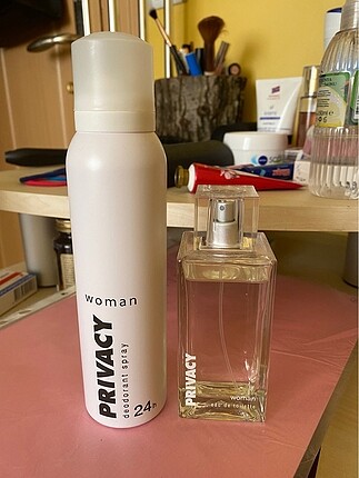 privacy woman edt