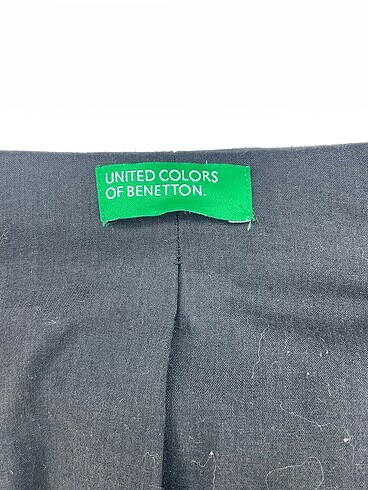 38 Beden siyah Renk Benetton Trenchcoat %70 İndirimli.