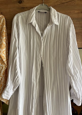 Uzun Kollu V Yaka Beyaz Keten Gömlek - Görsel 5