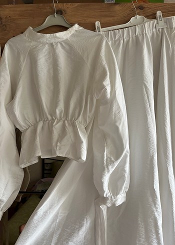 Beyaz tesettür etekli takım - Görsel 2