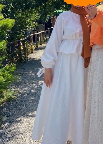 Beyaz tesettür etekli takım - Görsel 7