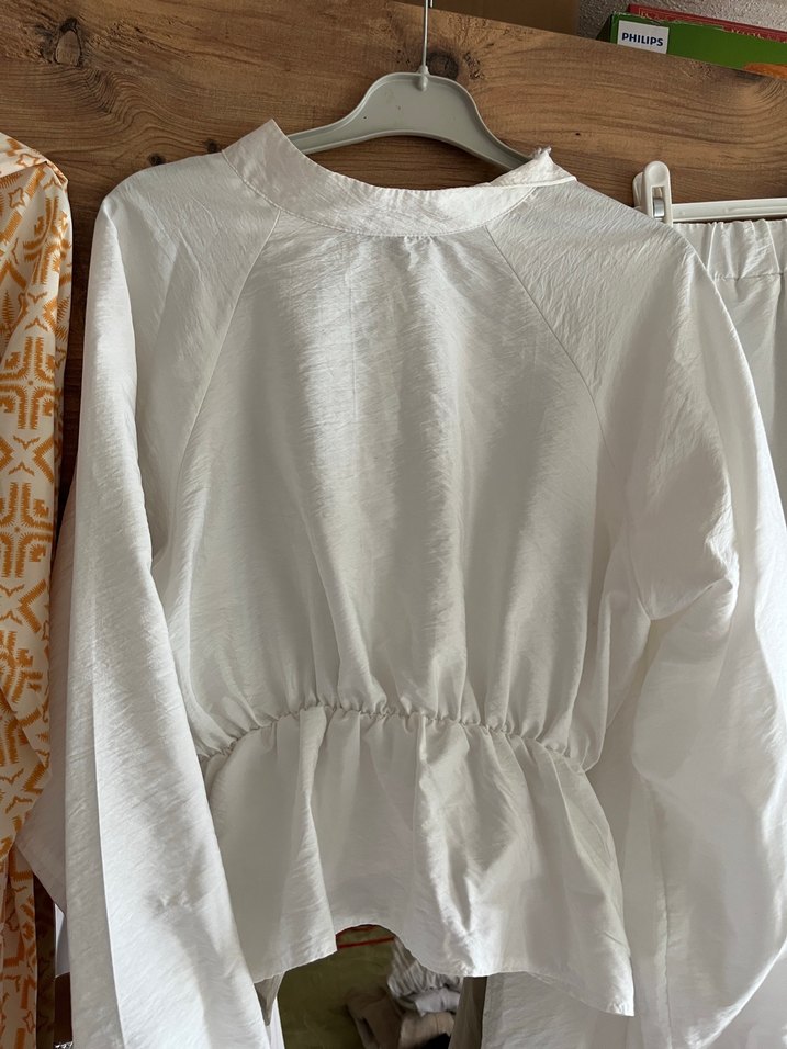 Beyaz tesettür etekli takım - Görsel 3