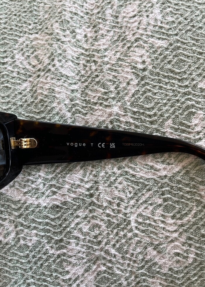 Vogue güneş gözlüğü - Görsel 3