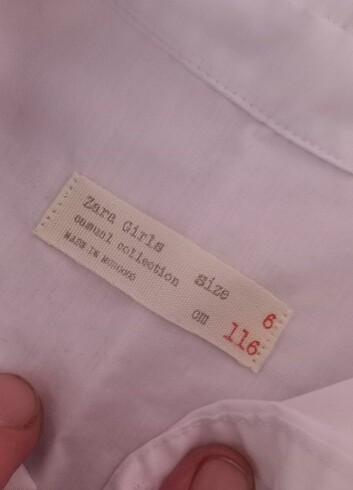 6 Yaş Beden Zara kız çocuk beyaz kuşaklı gömlek 116cm