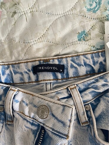 Trendyol & Milla mavi flare jeans