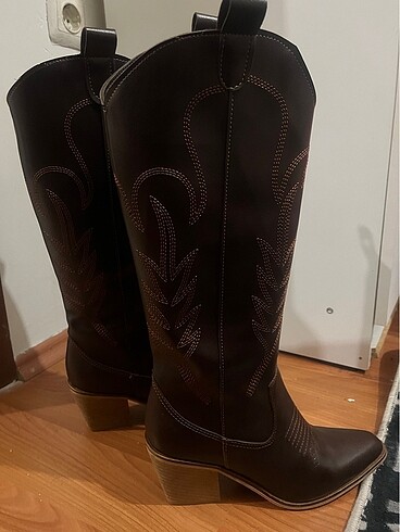 Zara Kovboy çizme