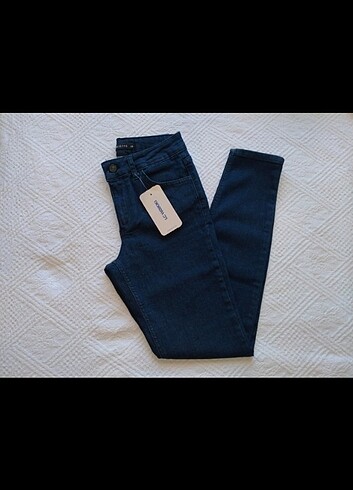 26 Beden lacivert Renk LCW JEANS - YENİ ETİKETLİ 24 BEDEN PANTOLON