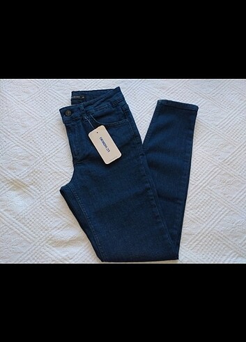 26 Beden LCW JEANS - YENİ ETİKETLİ 24 BEDEN PANTOLON