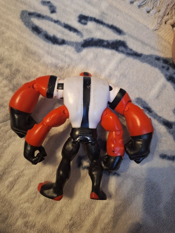 ben 10 orijinal 4 kol - Görsel 4