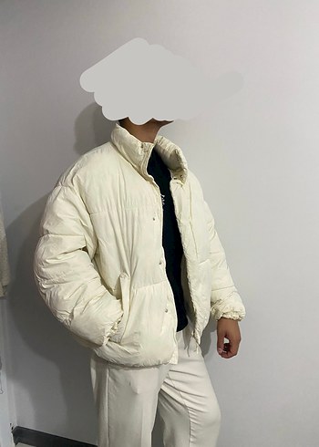 Bershka Beyaz Şişme Erkek mont