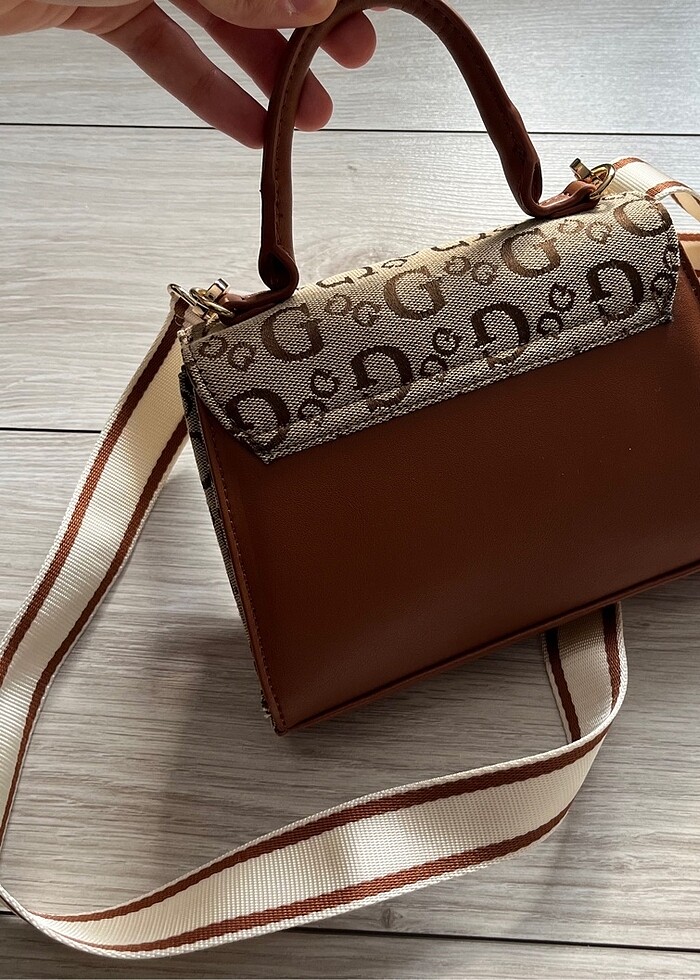 Guess kadın çanta - Görsel 4