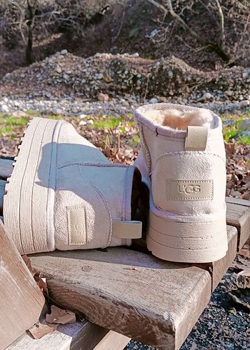 Ugg Kadın Beyaz Kürklü Dolgu Topuk Bot