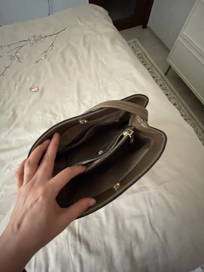 Bej Deri Kadın Omuz Çantası - Görsel 2