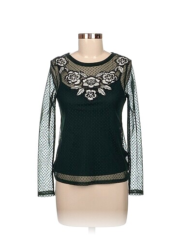 Marks & Spencer Bluz %70 İndirimli.