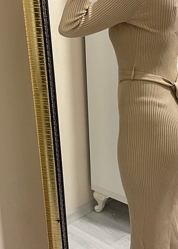 Bej Uzun Kollu Kemerli Triko Elbise - Görsel 4