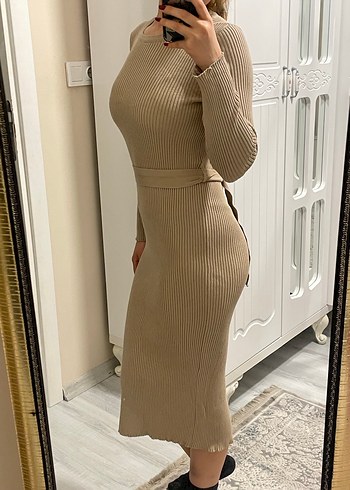 Bej Uzun Kollu Kemerli Triko Elbise - Görsel 3