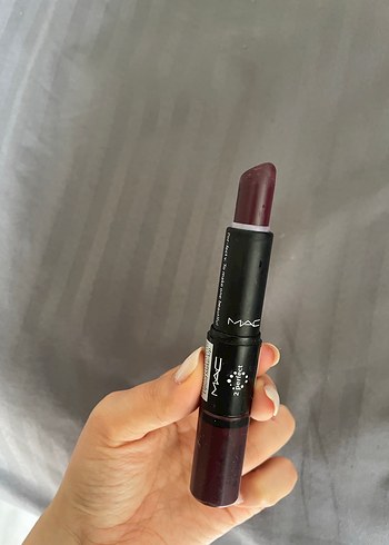 Mac Bordo Çift Taraflı Likit Ruj - Görsel 3