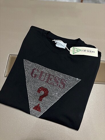Guess Guess tshirt