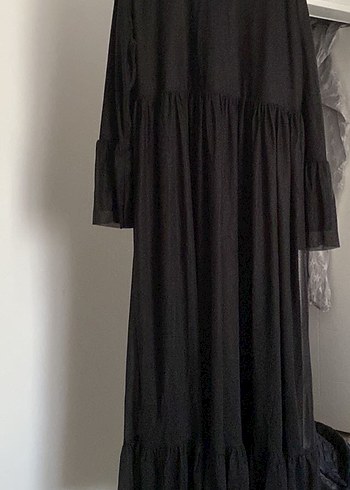 Uzun Kollu Siyah Fırfırlı Uzun Elbise - Görsel 2