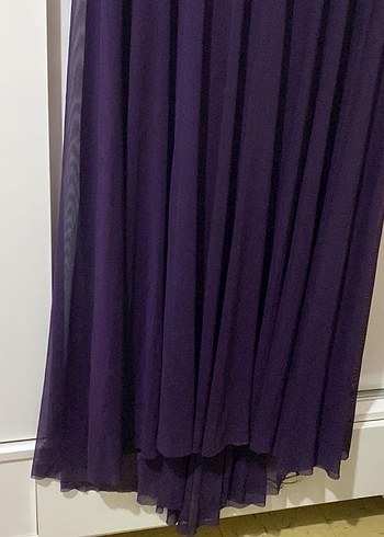 Mor V Yakalı Nakışlı Uzun Abiye Elbise - Görsel 3