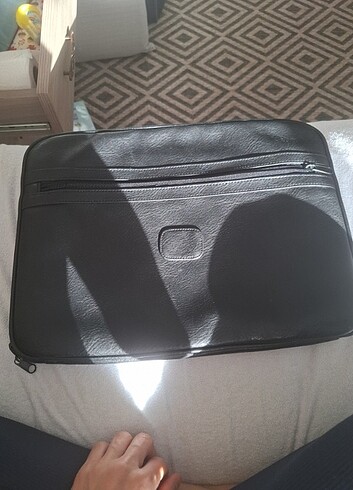 Diğer Laptop / evrak çantası