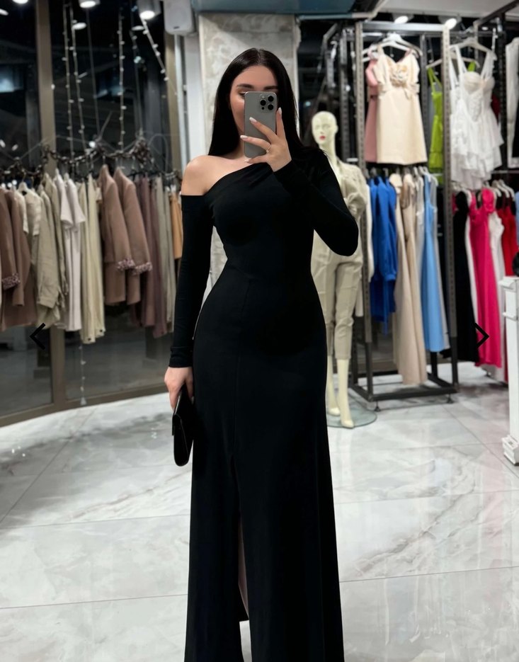 Uzun Kollu Siyah Straplez Abiye Elbise - Görsel 2