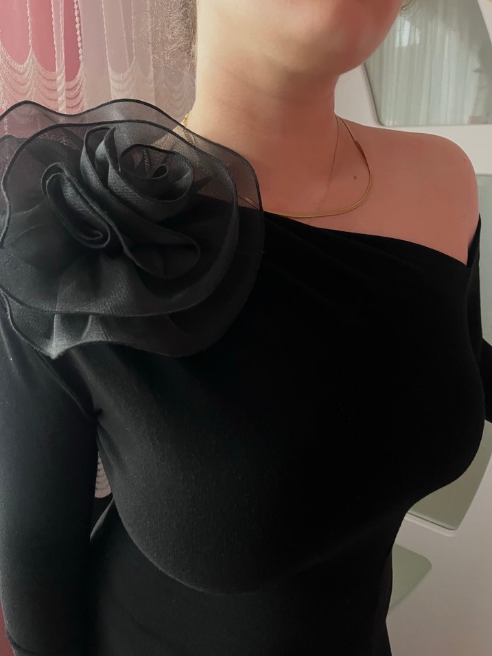 Uzun Kollu Siyah Straplez Abiye Elbise - Görsel 4