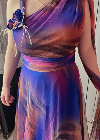 Mor Drapeli broşlu elbise - Görsel 3