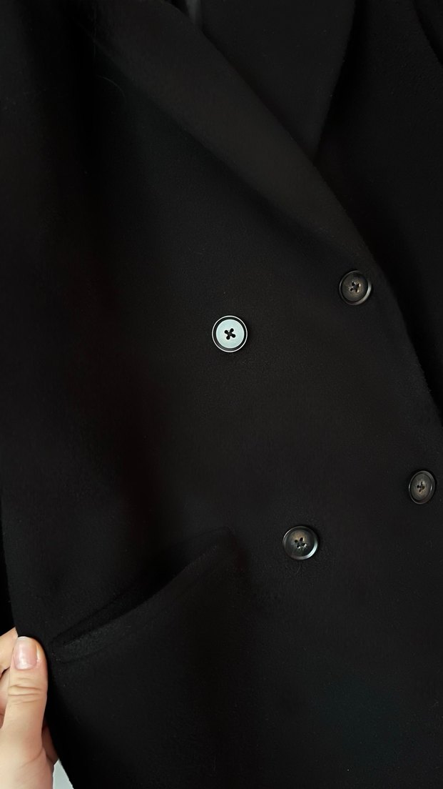 LCW Siyah Uzun Düğmeli Kadın Kaban - Görsel 4