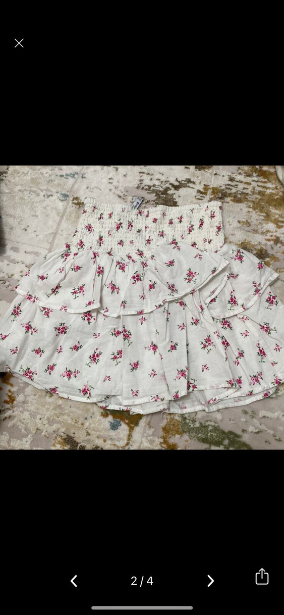 Beyaz Çiçekli Mini  Etek - Görsel 2