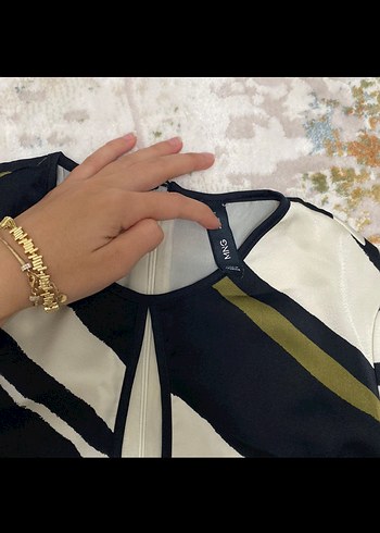 Zebra Desenli V Yaka Mini Elbise - Görsel 4