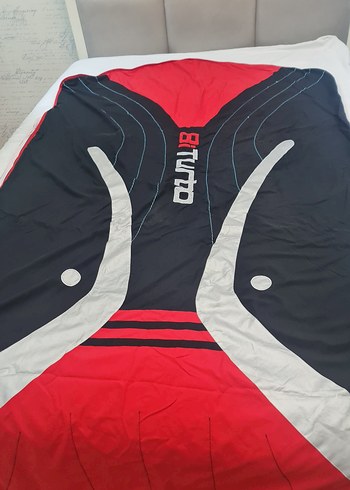 Selma Cilek Çilek marka Kırmızı Siyah Baskılı Nevresim Örtüsü