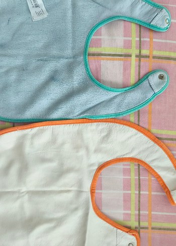 Renkli Baskılı Bebek Önlükleri - Görsel 4