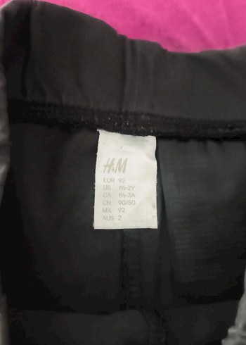 H&M 1,5-2 yasSiyah Baskılı Kemerli Mini kız bebekŞortu - Görsel 2