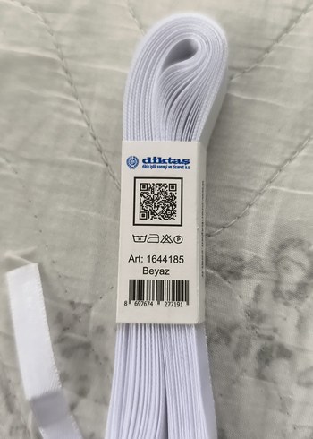 Ören bayan Çift Taraflı Beyaz Saten Kurdele - Görsel 3