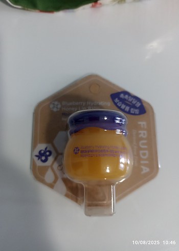 Frudia Nemlendirici Dudak Balmı - Görsel 2