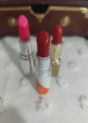 Canlı Kırmızı Ruj - Görsel 2