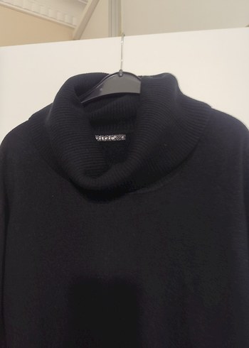 Siyah Yüksek Yakalı Midi Kadın Kazak - Görsel 3