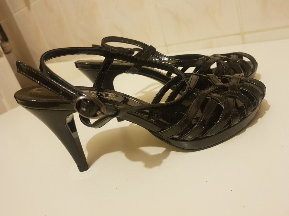 Siyah Topuklu Kadın Ayakkabı - Görsel 3