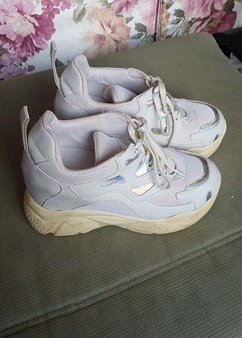 Beyaz Bağcıklı Spor Kadın Sneakers - Görsel 2