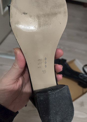 Siyah Tokalı Kalın Topuklu Kadın Abiye Ayakkabı - Görsel 2